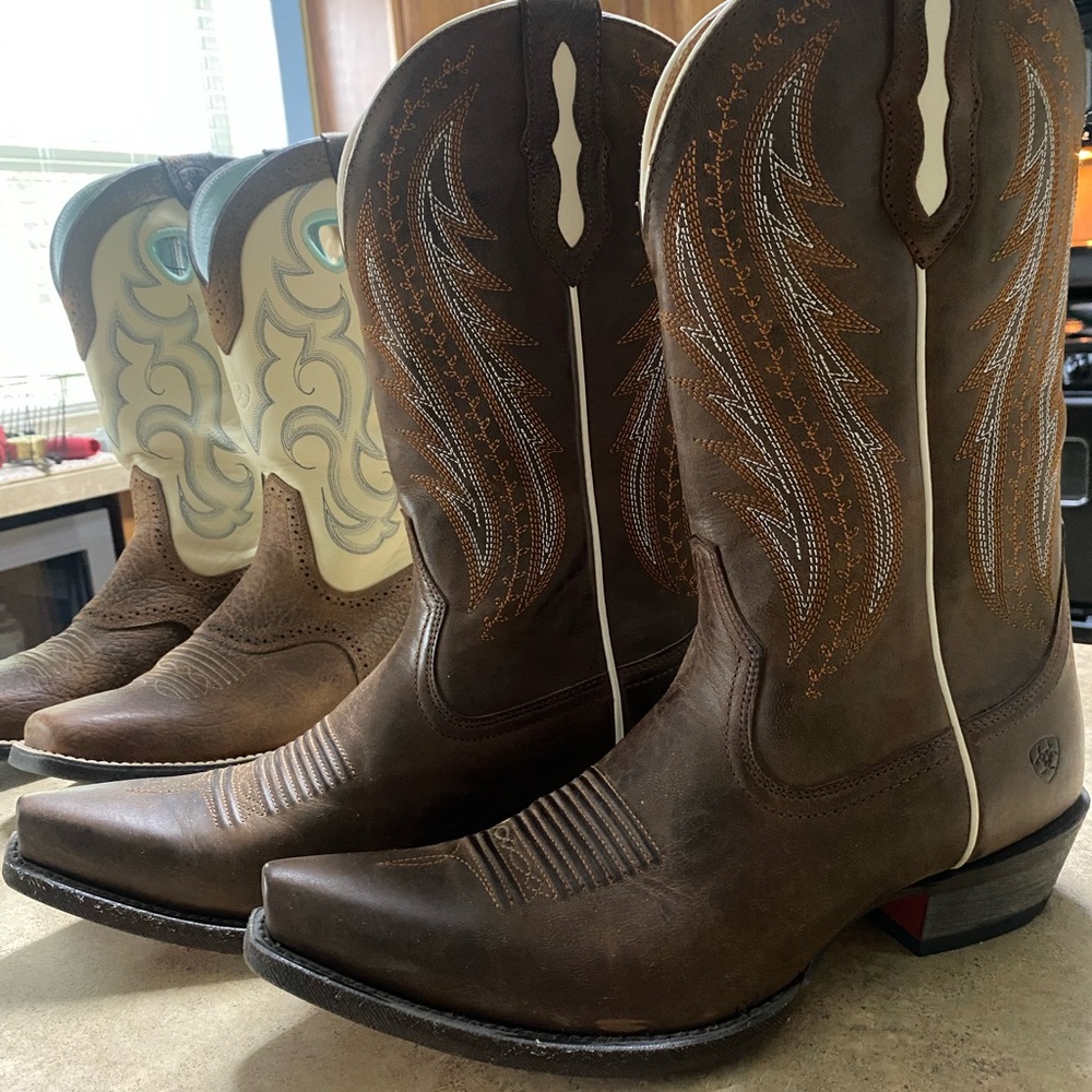 Ariat Brown Cowboy Boots with Decorative Stitching and Stacked Heel- worn once!!
